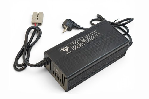 Зарядное устройство Rutrike для LiFePo4 аккумуляторов 48V50A/H (58,4V15A)